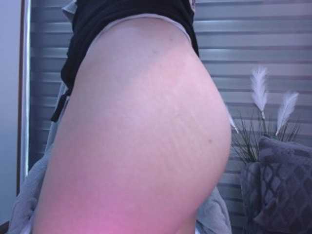 KazumiChan's BongaCams show and profile