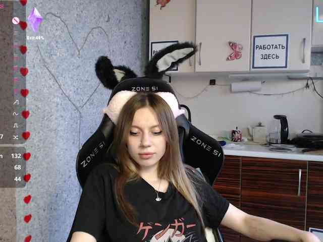 jellyPriestess webcam