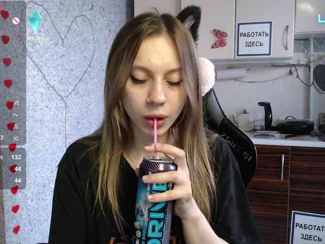 jellyPriestess webcam