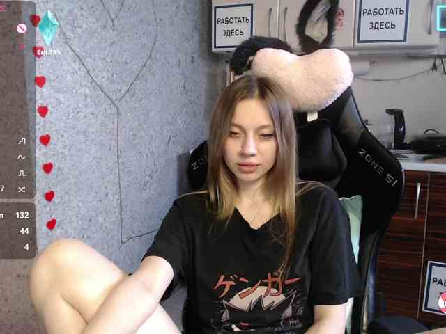 jellyPriestess webcam