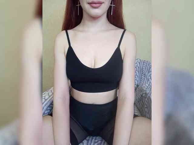 MEDOVAYA1 Live Webcam on BongaCams