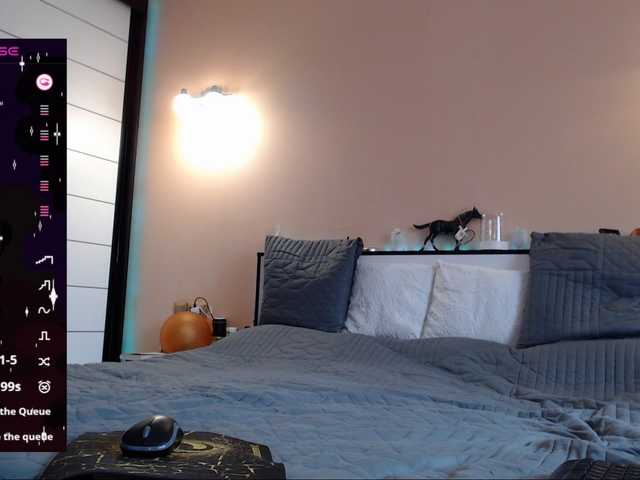 DelicateKiss webcam bongacams model stream image