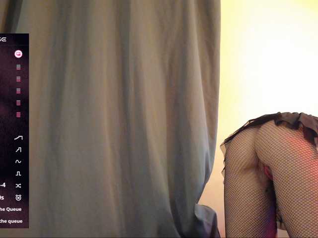 DelicateKiss's BongaCams show and profile