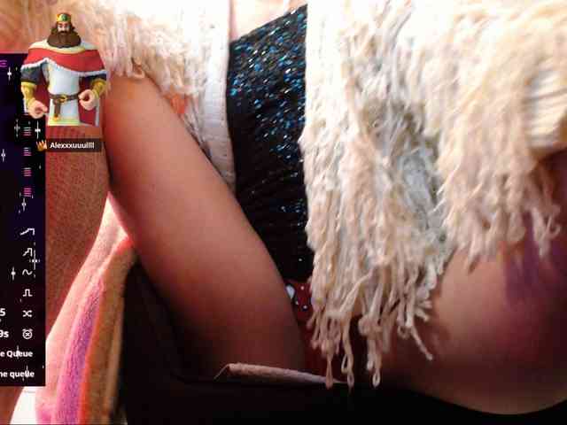 DelicateKiss DelicateKiss