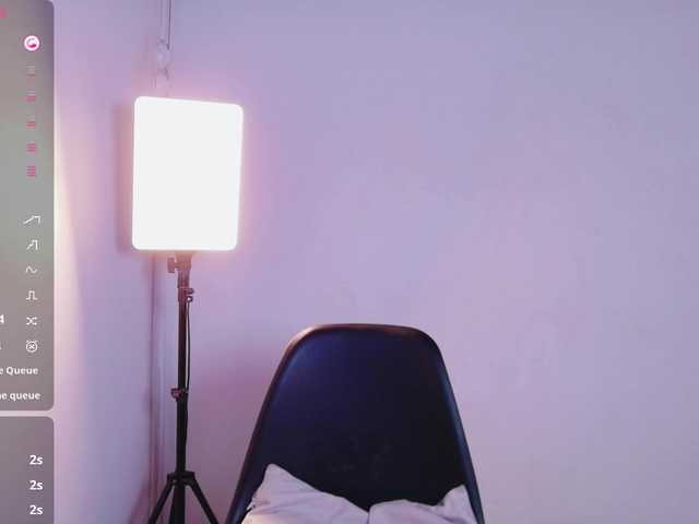 DirtyLittleSlut's BongaCams show and profile