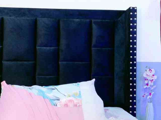 DirtyLittleSlut webcam