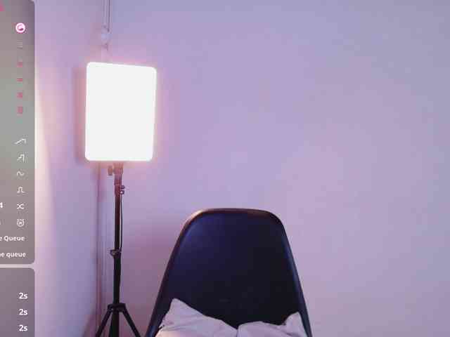 DirtyLittleSlut webcam