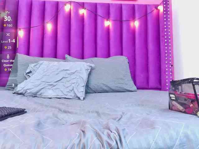 DirtyLittleSlut webcam