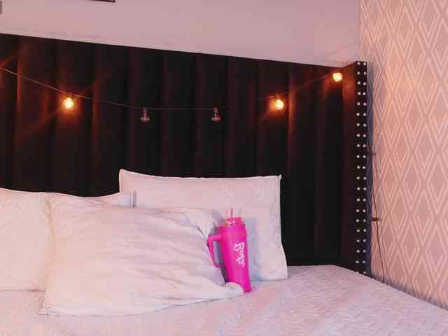 DirtyLittleSlut DirtyLittleSlut