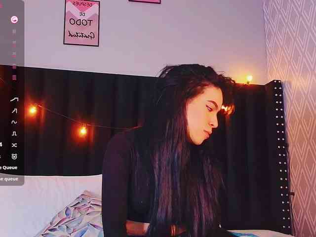 DirtyLittleSlut webcam