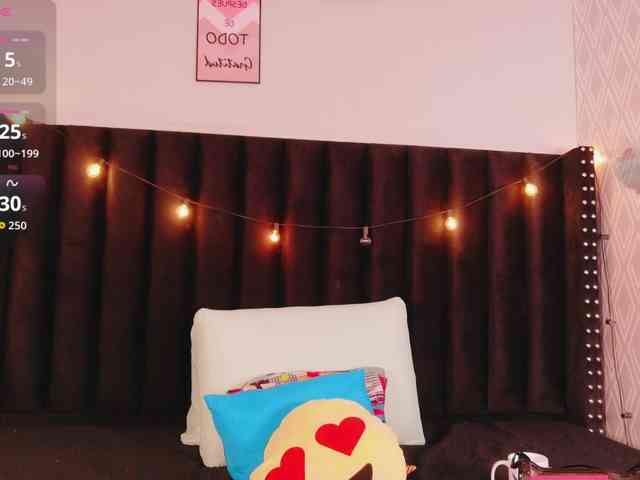 DirtyLittleSlut webcam