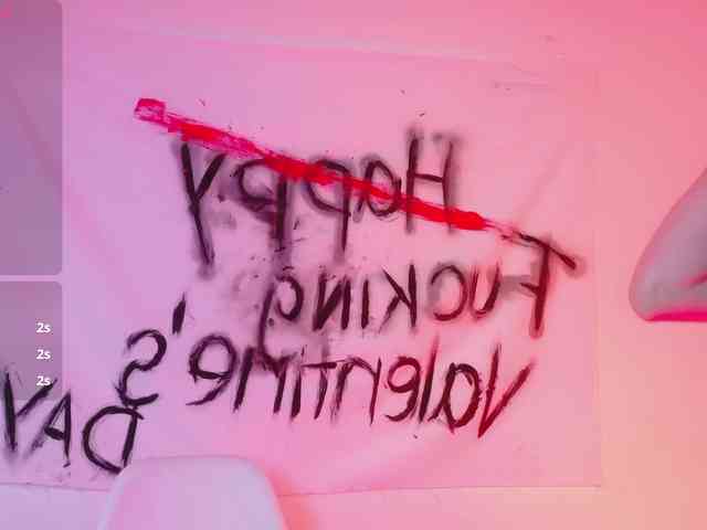 DirtyLittleSlut webcam