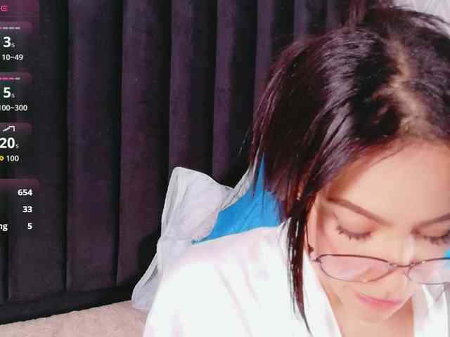 DirtyLittleSlut webcam