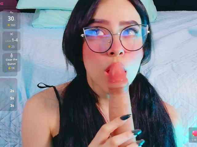 DirtyLittleSlut webcam