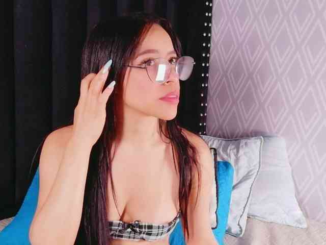 DirtyLittleSlut webcam