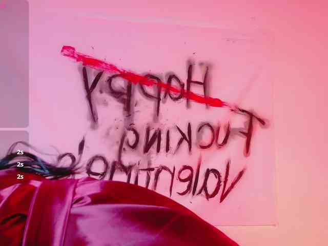 DirtyLittleSlut webcam