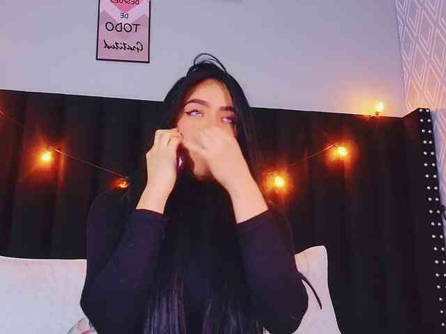 DirtyLittleSlut webcam