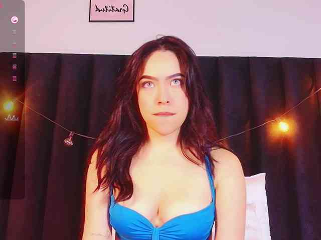 DirtyLittleSlut webcam