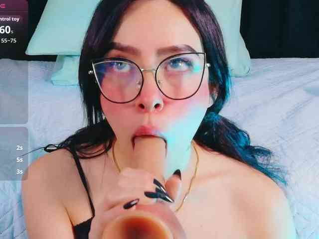 DirtyLittleSlut webcam