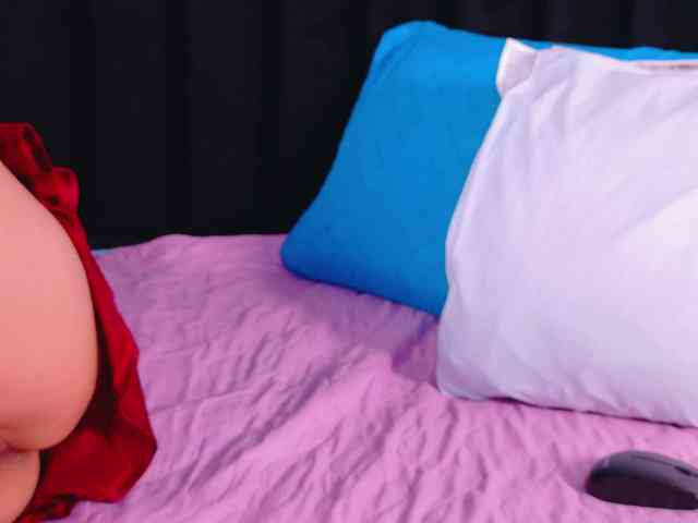 DirtyLittleSlut webcam