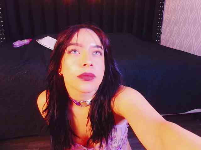 DirtyLittleSlut webcam