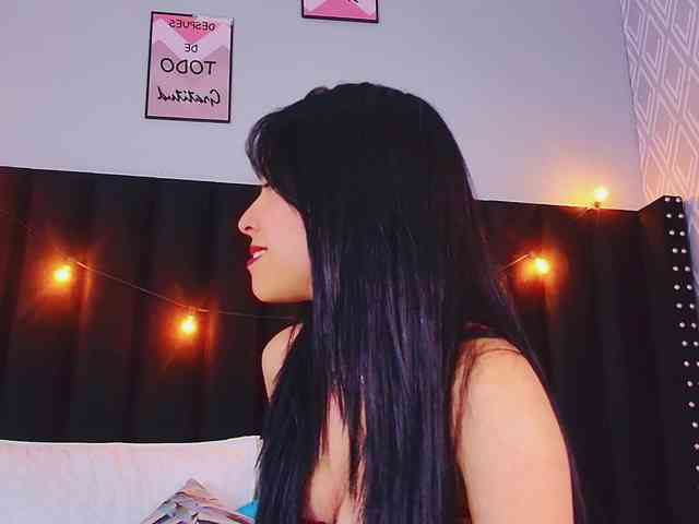 DirtyLittleSlut webcam