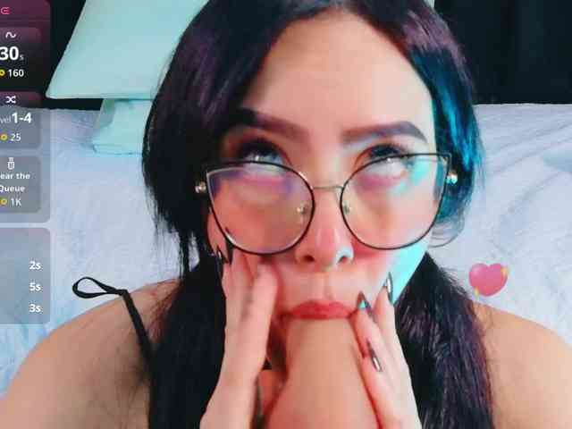 DirtyLittleSlut webcam