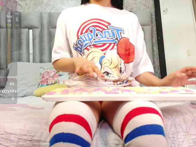 DirtyLittleSlut webcam