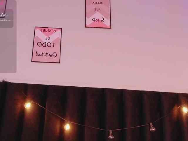 DirtyLittleSlut webcam