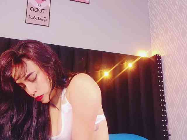DirtyLittleSlut webcam