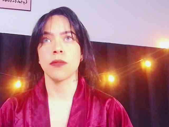 DirtyLittleSlut webcam