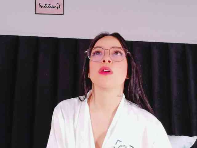 DirtyLittleSlut webcam