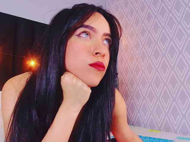 DirtyLittleSlut webcam