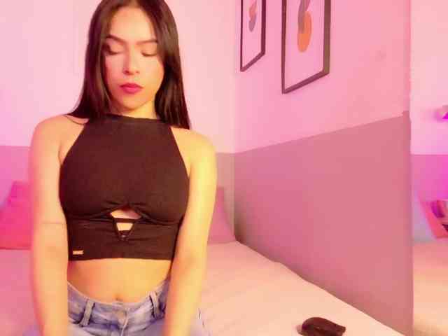 DirtyLittleSlut webcam