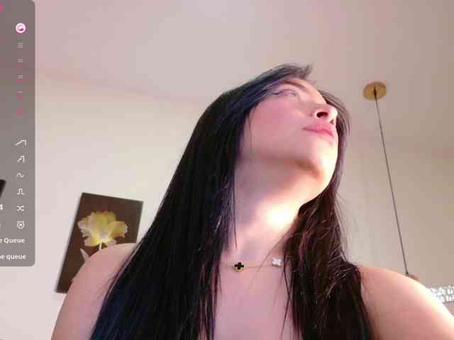 DirtyLittleSlut webcam