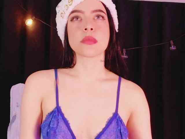 DirtyLittleSlut webcam