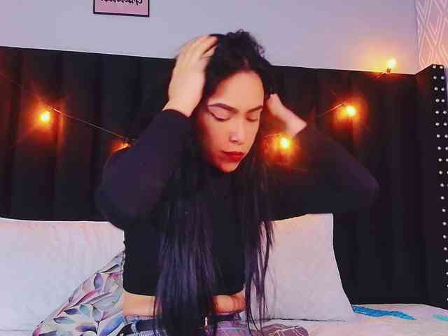 DirtyLittleSlut webcam