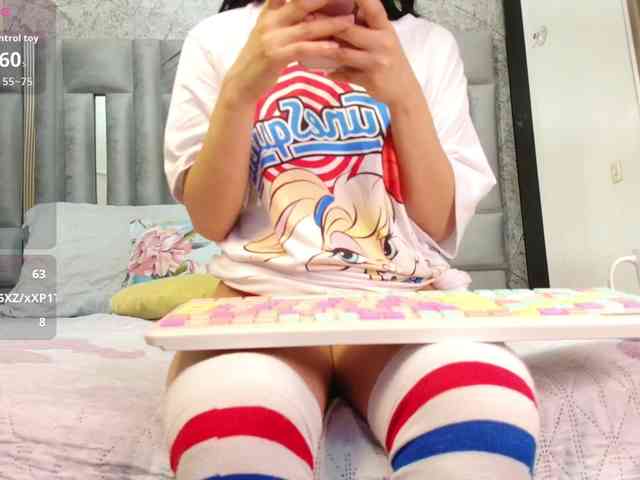 DirtyLittleSlut webcam