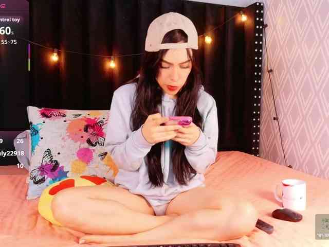 DirtyLittleSlut webcam