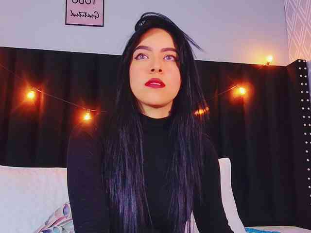 DirtyLittleSlut webcam
