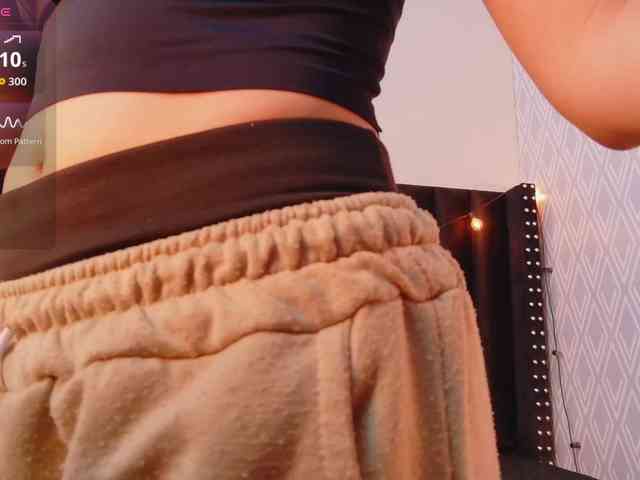 DirtyLittleSlut webcam