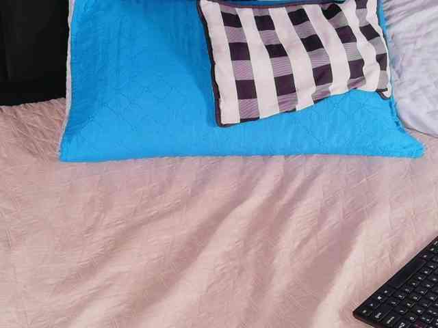 DirtyLittleSlut webcam