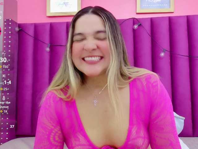 collegepawglovedaddy's BongaCams show and profile