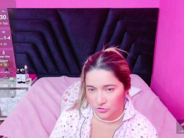 collegepawglovedaddy's BongaCams show and profile