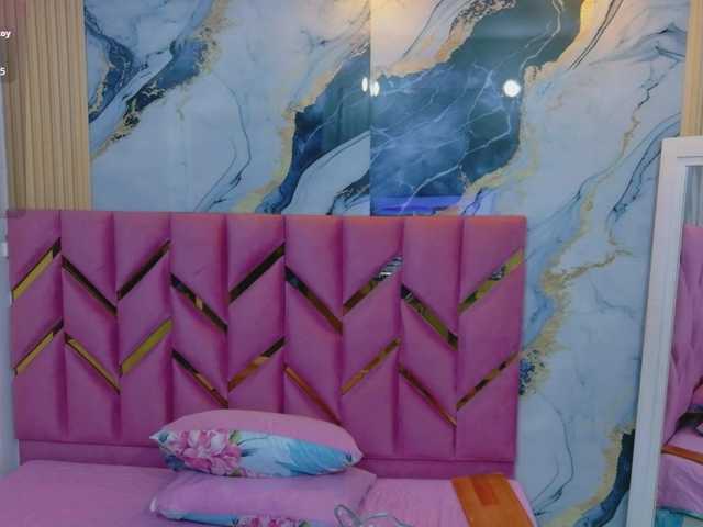 Preview of meganarianaa