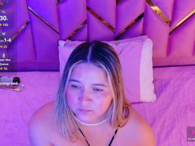 collegepawglovedaddy's BongaCams show and profile