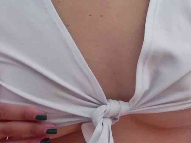 MEGANARIANAA webcam