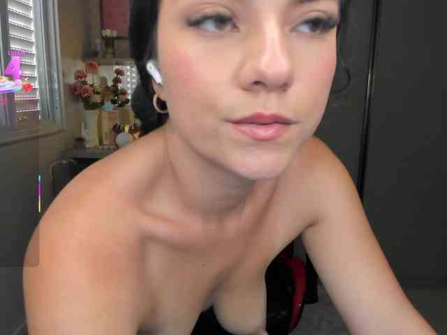 ivyy-scott ivyy-scott