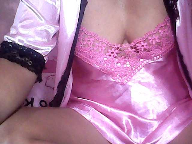 Yummyasian22's BongaCams show and profile