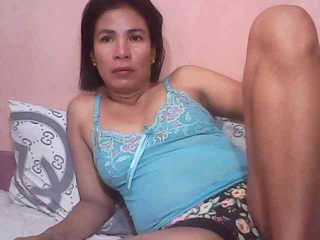 Yummyasian22 webcam